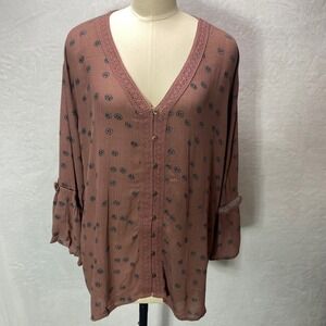 Maurices Womens XL Rustic Rose Floral Print Tunic Top 3/4 Sleeve Ruffle Cuff
